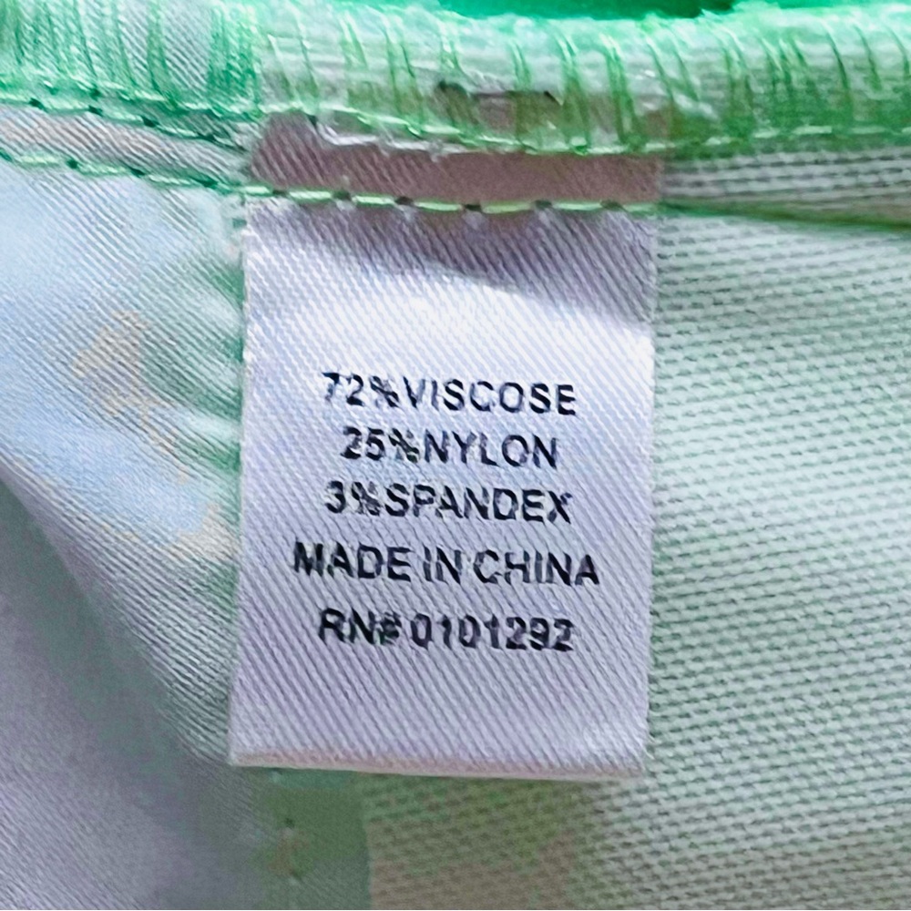 Lulu-B Ankle Pants Green Pull On Stretchy Sz 8 NWOT - Picture 11 of 11